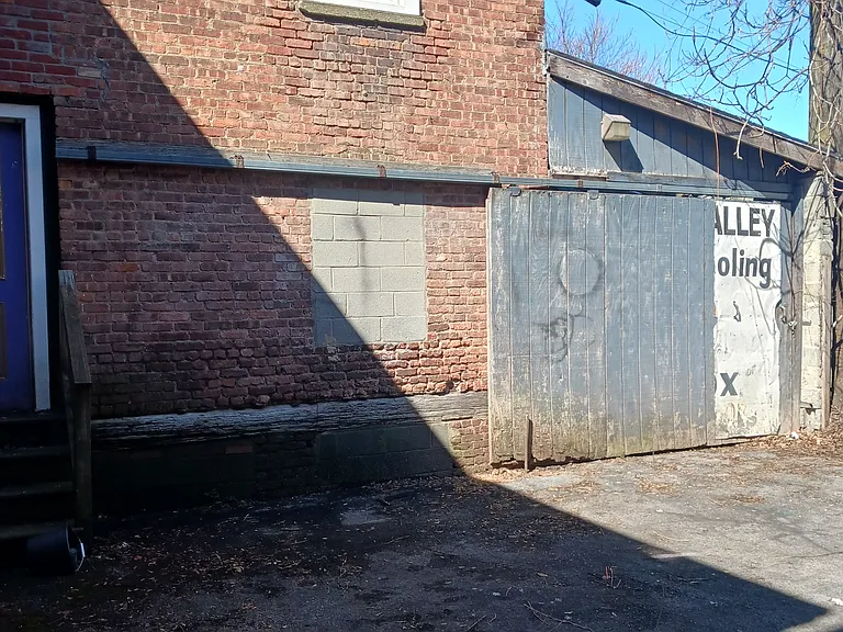 7 S Clinton St — Photo 6
