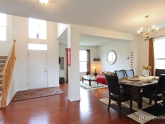 Living Room/Dining Room