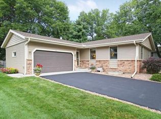 5181 148th Path W, Apple Valley, MN 55124
