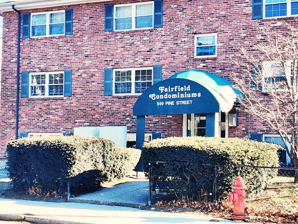 1st image of 549 Pine St APT 15
