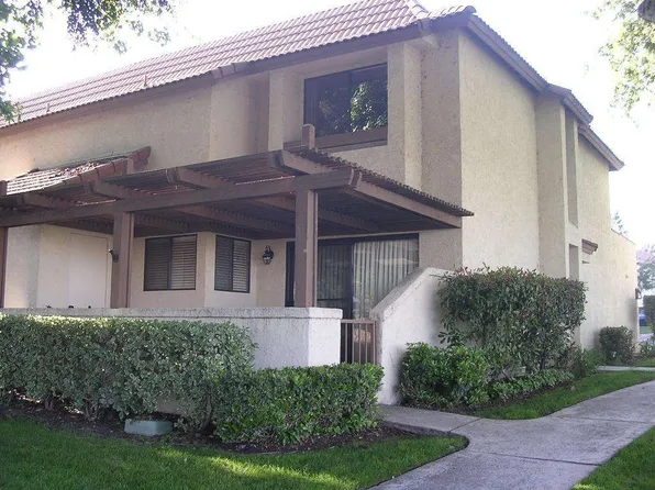 870 Lancaster Dr, Claremont, CA 91711