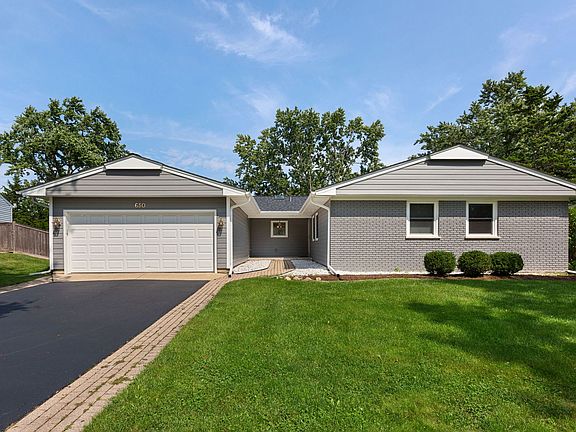 2nd image of 650 Twisted Oak Ln