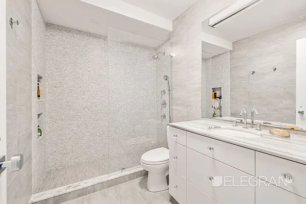 Rented by (Legacy) Elegran | media 8