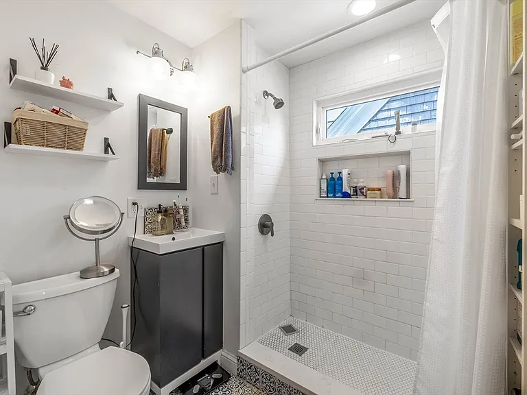 151 Magazine St #3 — Photo 16