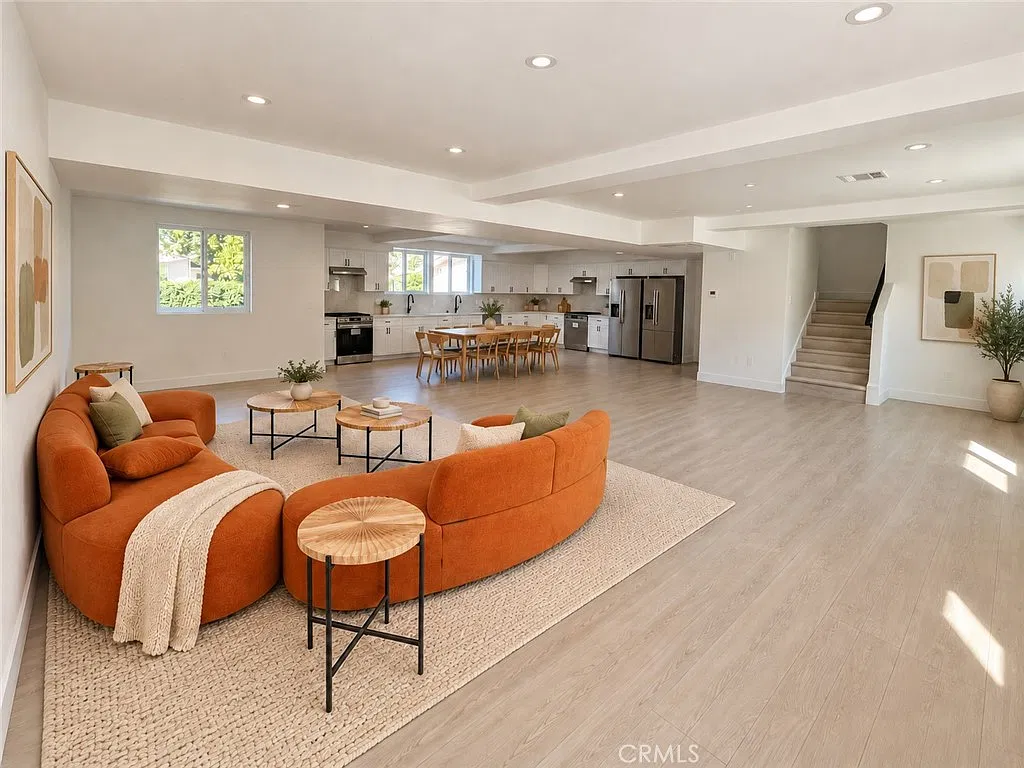 6 bed, 6.0 bath, 1518 sqft, $6,600 — Photo 3