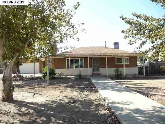 2820 Bixler Rd photo 1