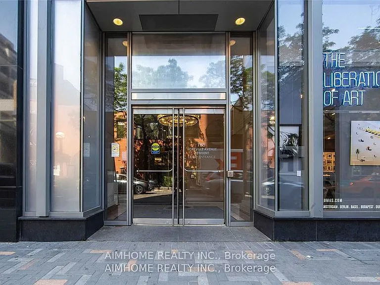155 Yorkville Ave #1015 — Photo 2
