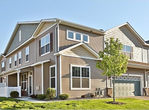 2nd image of 1964 Commonwealth Blvd #1