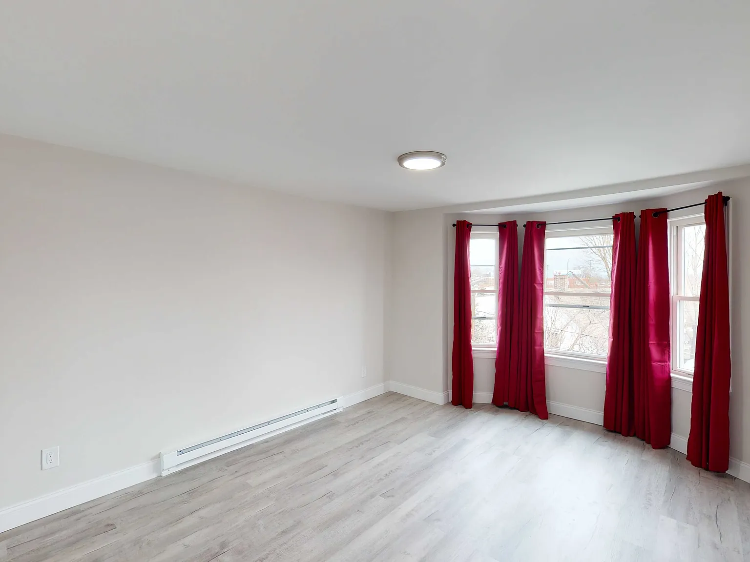 2 bed, $2,800 — Photo 3