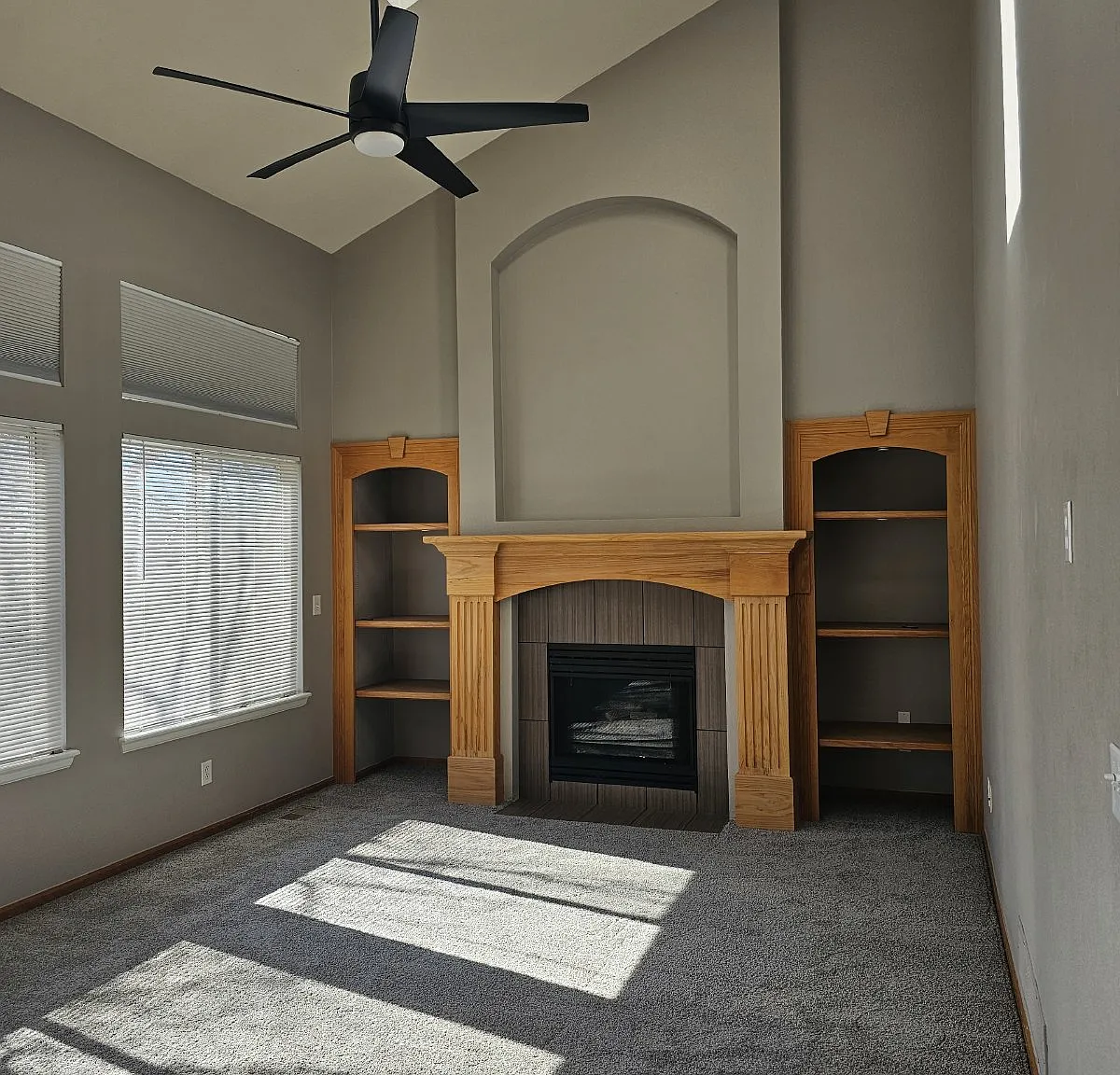 5 bed, 4.0 bath, 3439 sqft, $3,300 — Photo 3