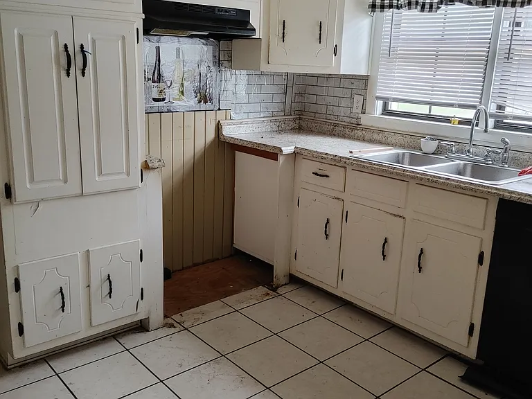 606 Magnolia St — Photo 4