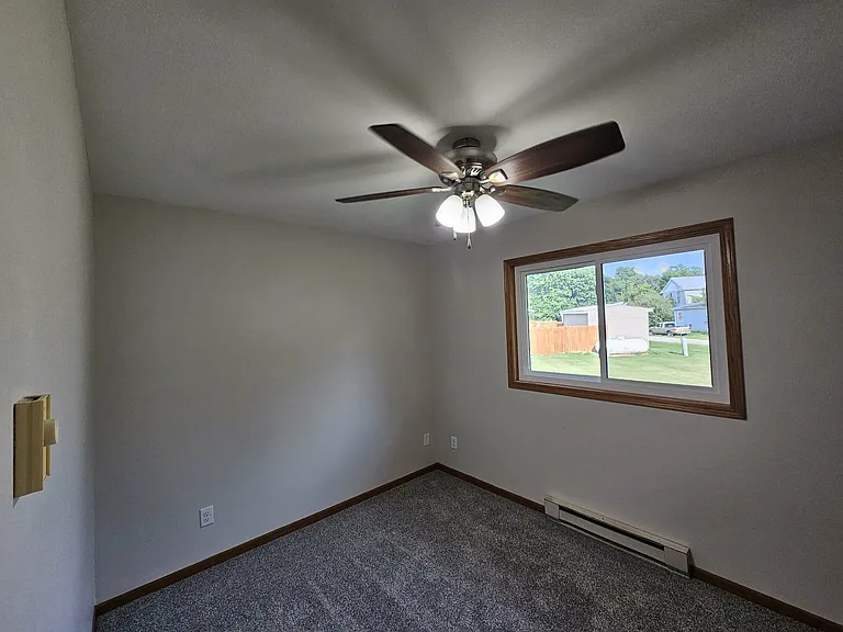 404 Circle Dr #3 — Photo 12