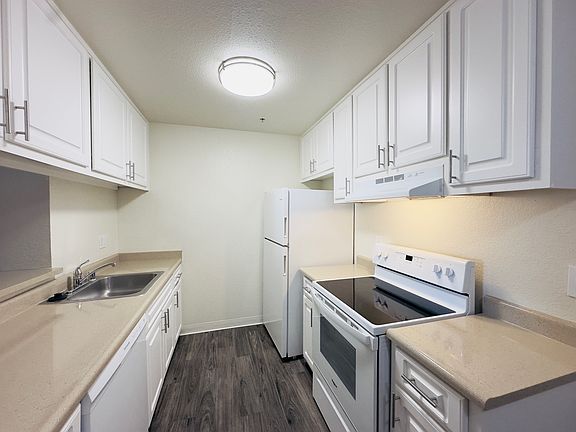 4th image of 5551 Jacquiline Way APT 11