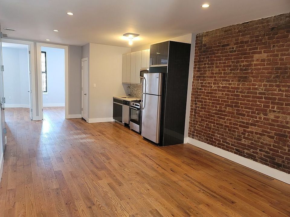 1st image of 375 Vernon Ave #A3
