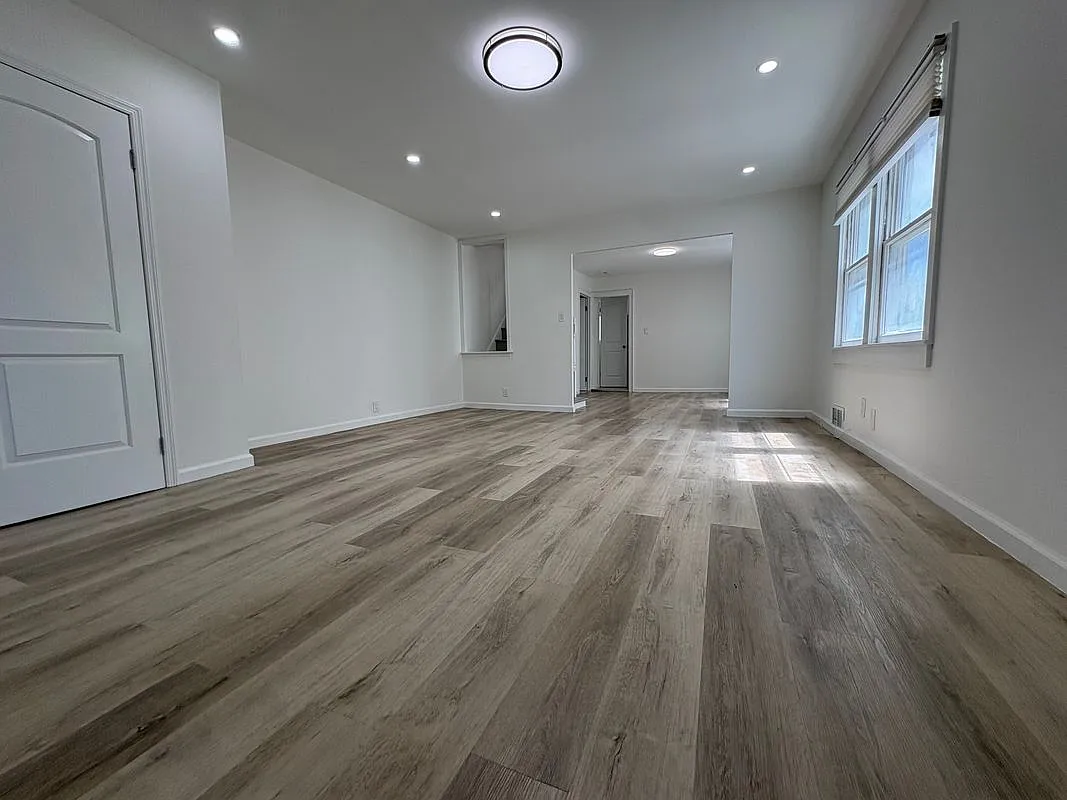 3 bed, 1.5 bath, 1080 sqft, $4,000 — Photo 2