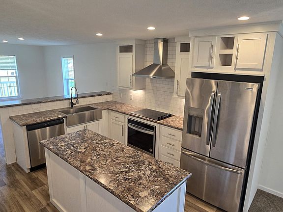 2nd image of 456 Jump St