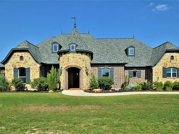 2nd image of 6930 Hunnington Dr