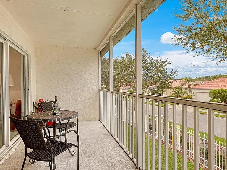 7333 Fountain Palm Cir #7333 — Photo 20