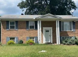 941 Redwood Dr, Clarksville, IN