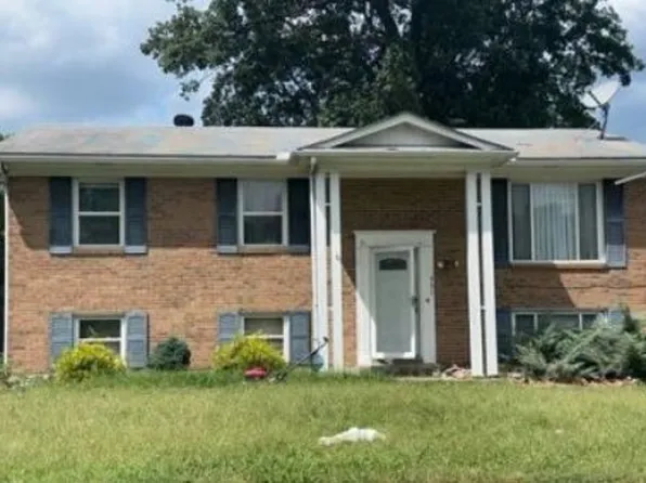 941 Redwood Dr, Clarksville, IN 47129