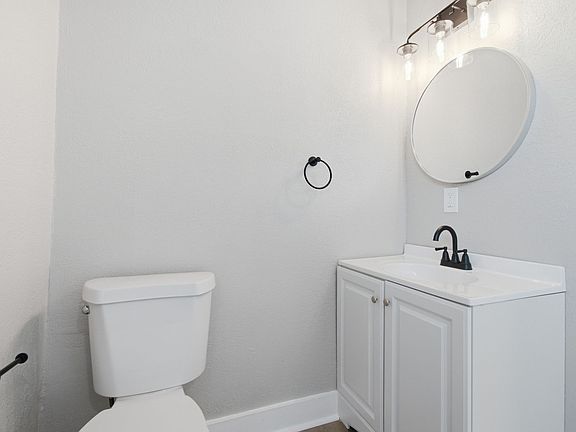 5th image of 106 E Buchanan St #1