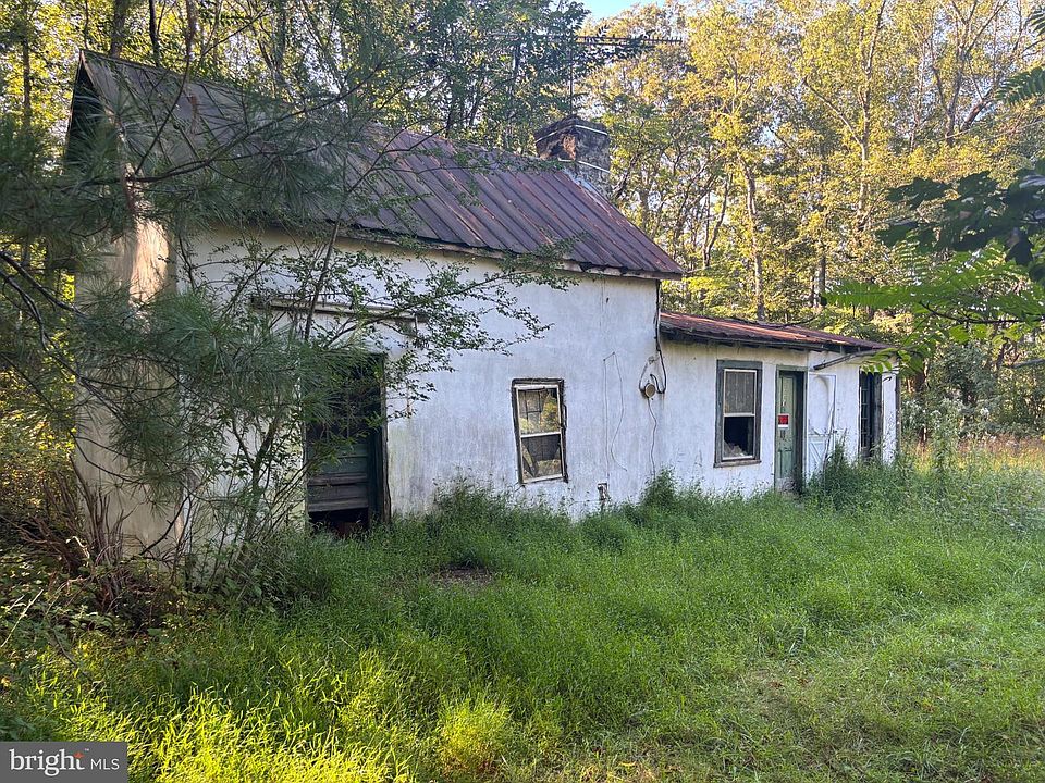 2nd image of 9119 Mountjoy Rd