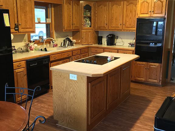 5th image of 3193 Fair Oaks Dr