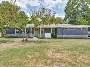 8109 Llano Ave, Benbrook, TX 76116