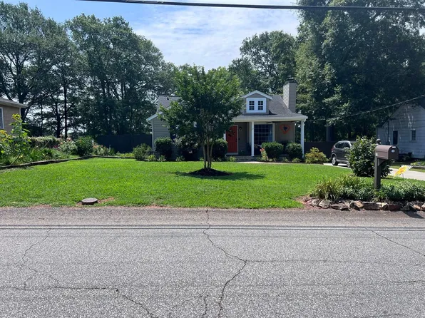 17 Crystal Ave, Greenville, SC 29605