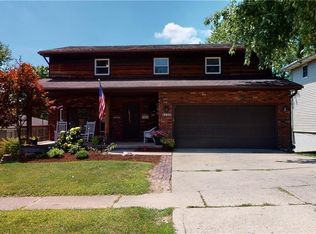 2135 N Summit Ave, Decatur, IL 62526