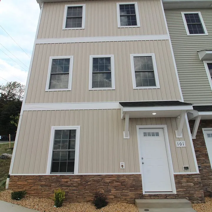 101 Willowstone Ct