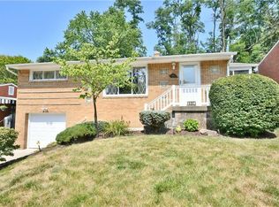 461 Spring Valley Rd, West Mifflin, PA 15122