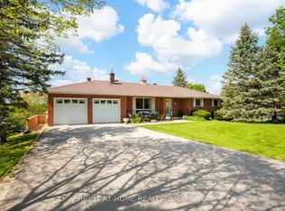 24 Joseph St, Adjala Tosorontio, ON L0G 1L0