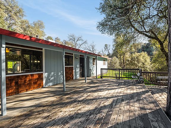 Deck will receive TLC & a fresh coat of paint in the spring.