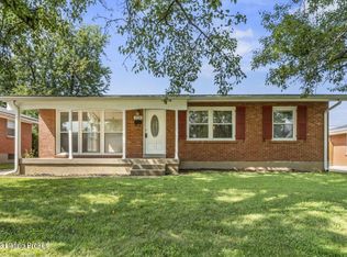 3728 Greenwich Rd, Louisville, KY 40218
