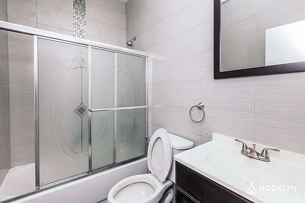 Rented by Nooklyn NYC LLC | media 6