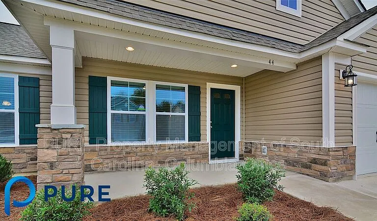 44 Bayberry Ct — Photo 6