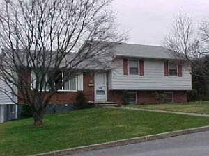 1st image of 425 Woodland Ave #S