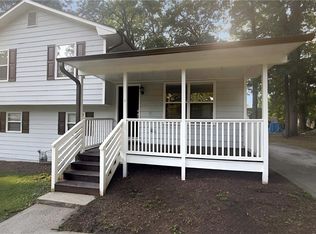 141 Hemlock Cir, Lawrenceville, GA 30046