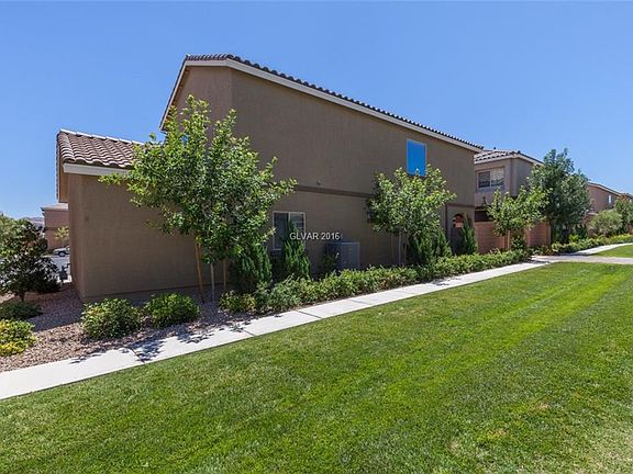 4th image of 9586 Vega Carpio Ave