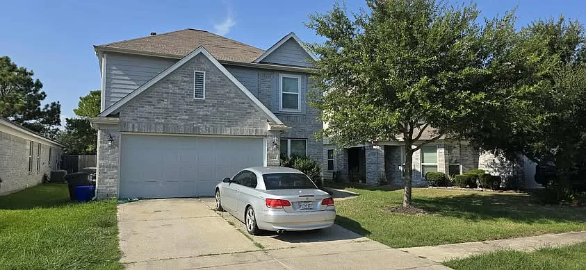 Blue Spruce Hill St