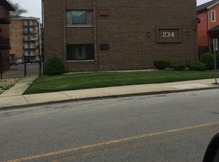 234 Circle Ave APT 2B, Forest Park, IL 60130