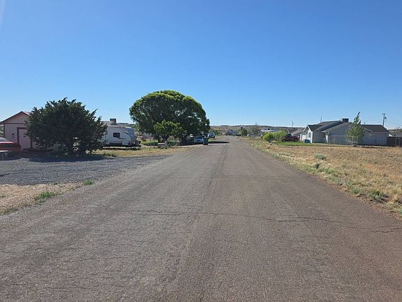 4th image of 1150 Mountain View Dr