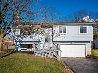 5626 Nike Dr, Hilliard, OH 43026