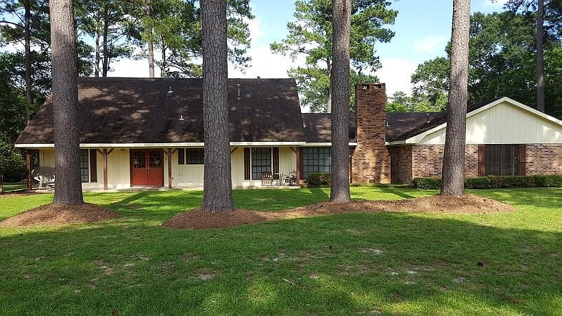 1st image of 909 Chinquapin Dr