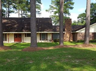 909 Chinquapin Dr, Deridder, LA 70634