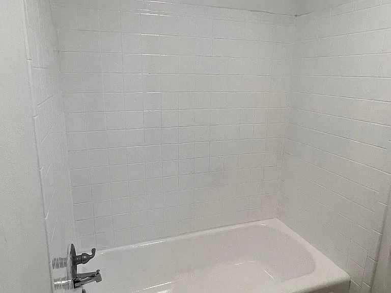 27 N San Remo Ave #A — Photo 14