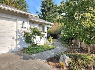 1017 244th St SW APT B, Bothell, WA 98021