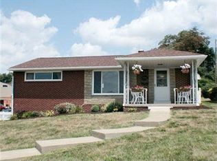 389 Kaywood Dr, West Mifflin, PA