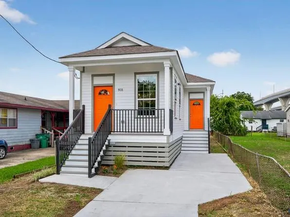 918 Pailet St, Harvey, LA 70058